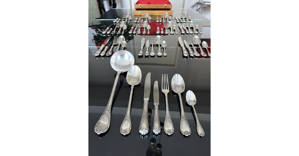 MÉNAGÈRE CHRISTOFLE MODÈLE Marly en Métal Argenté - 63 pièces - Coffret en bois EUR 950,00 - FR